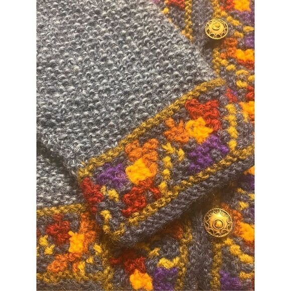 Lost Horizons cardigan sweater 100% wool one size - Picture 5 of 6